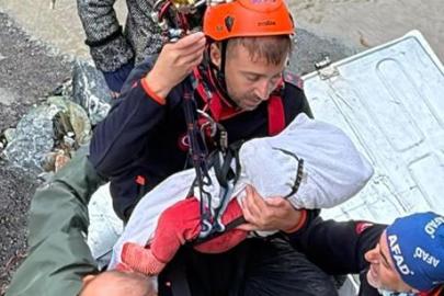 Selde mahsur kalan 8 aylık Zeynep bebeği kurtardı! AFAD personeli, o anları anlattı